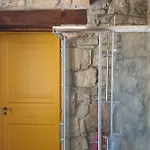 Casa Nella Roccia 펜션